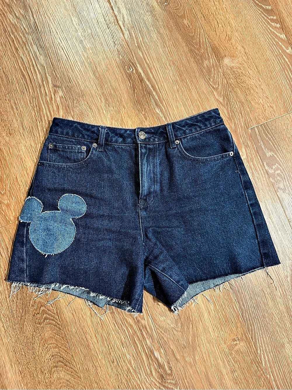 Forever 21 x Disney Denim Jean Shorts Size 27